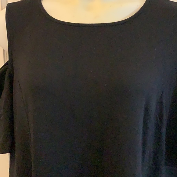 Cold Shoulder Peplum Top - Picture 2 of 5